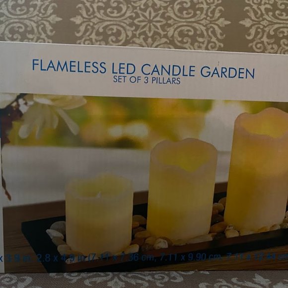Decorative Tray w/ 3 Flameless candles - Picture 7 of 9